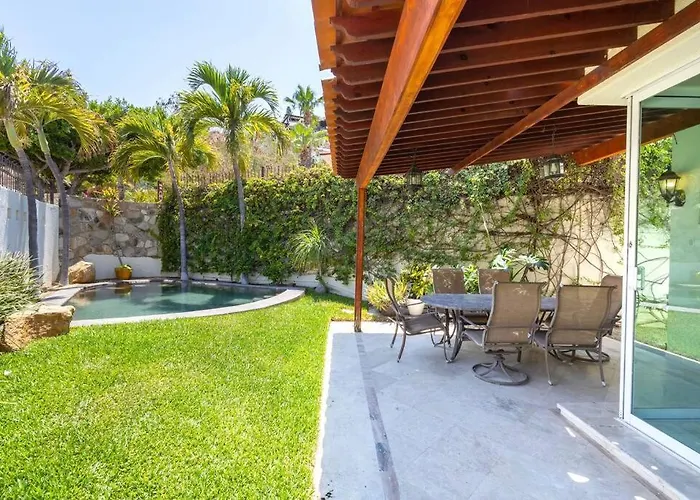 Villa Cola De Ballena In Exclusive El Pedregal At Cabo's Downtown